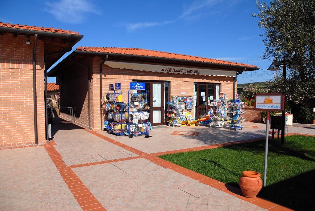 Villaggio Il Girasole Follonica Dış mekan fotoğraf